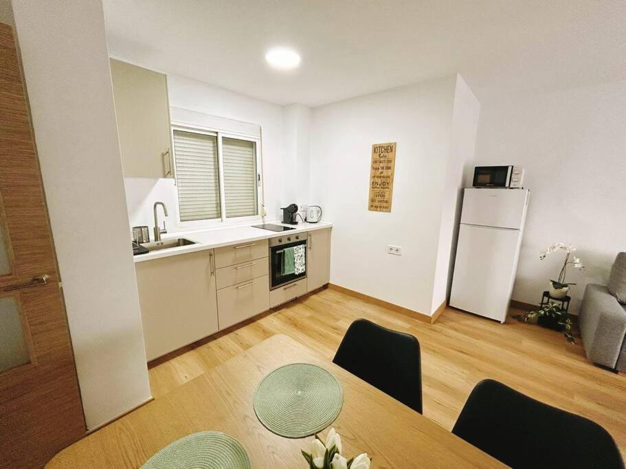 Apartment In The Heart Of マラガ エクステリア 写真